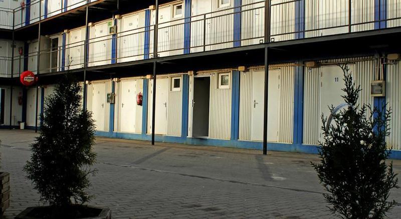 Hostel Metro Варшава Екстериор снимка